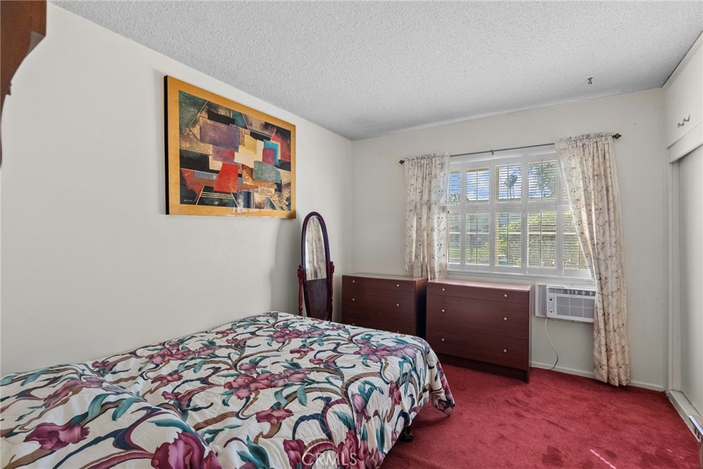 11242 Kamloops Street