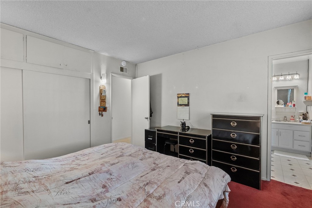 11242 Kamloops Street