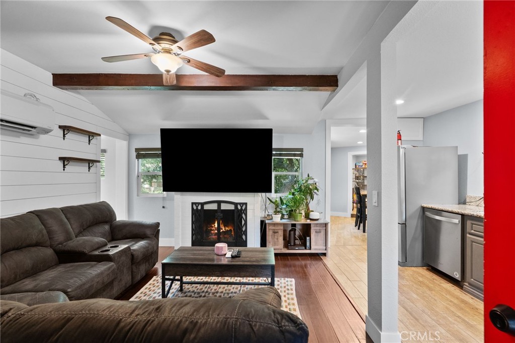 11140 North Trail