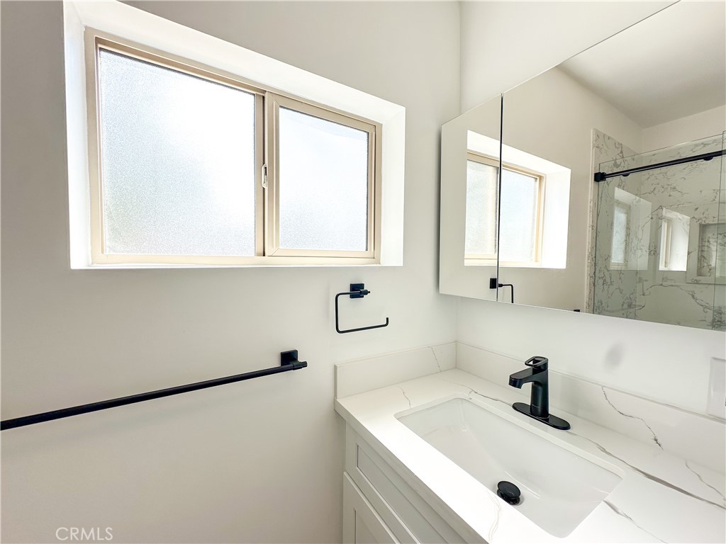 3610 Whiteside Street