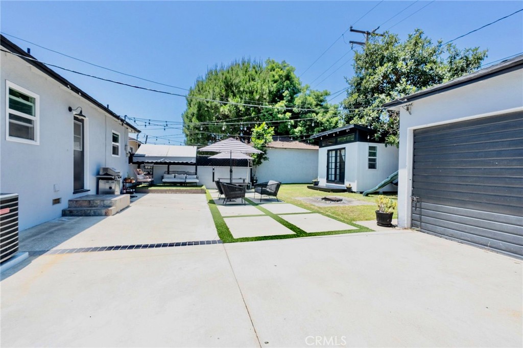 5855 Daneland Street