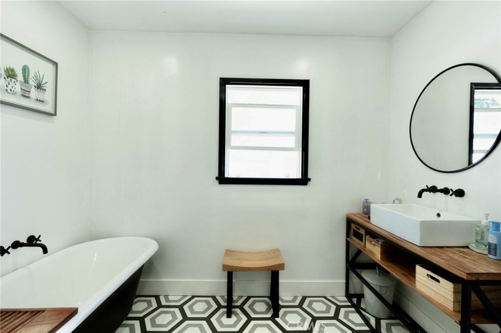 5855 Daneland Street