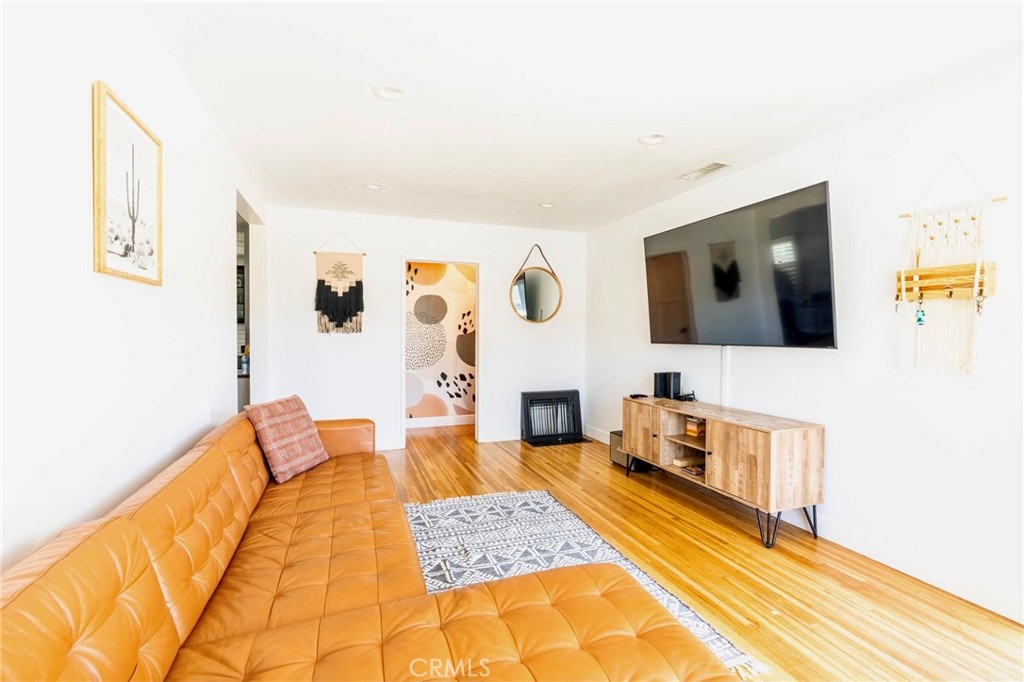 5855 Daneland Street