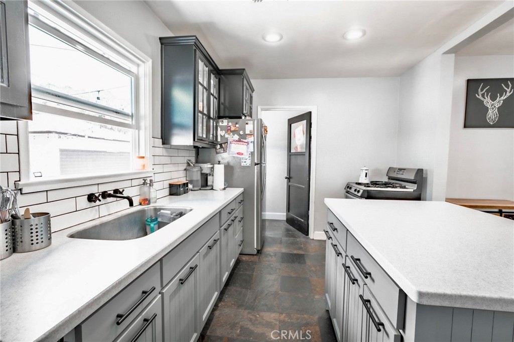 5855 Daneland Street