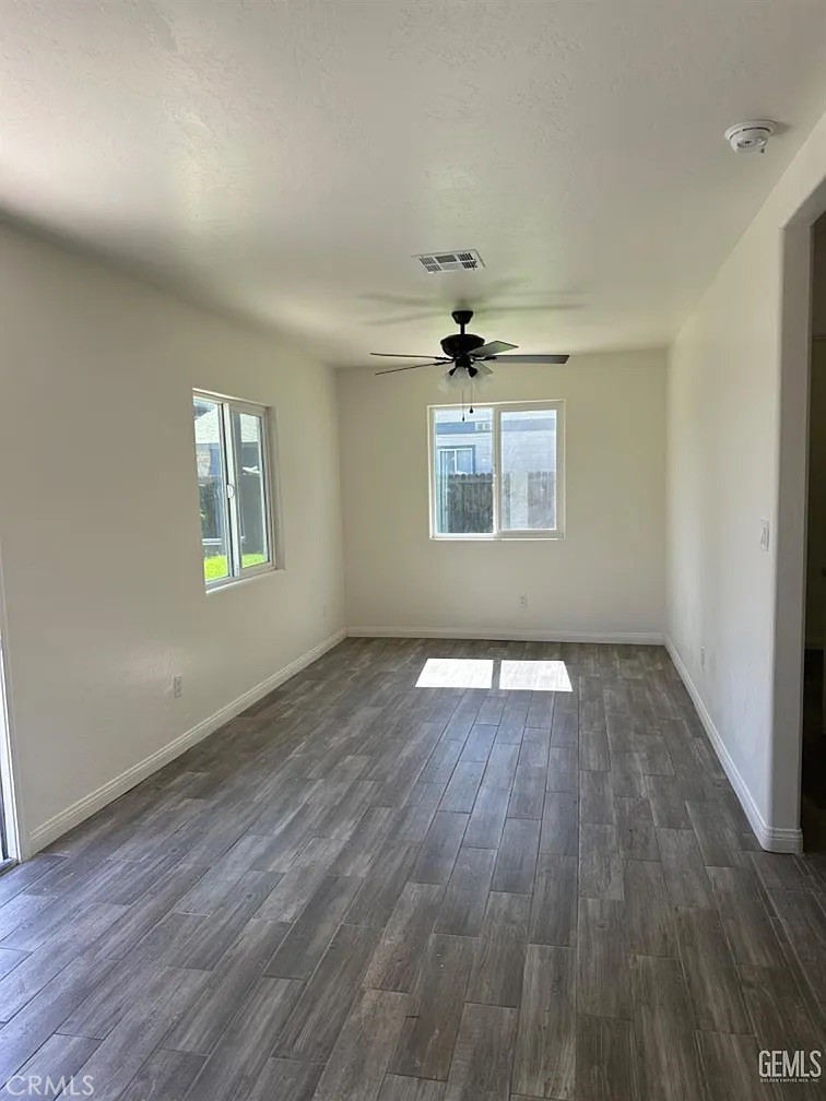 3709 Jewett