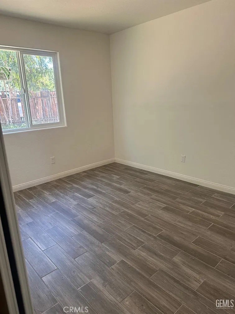 3709 Jewett