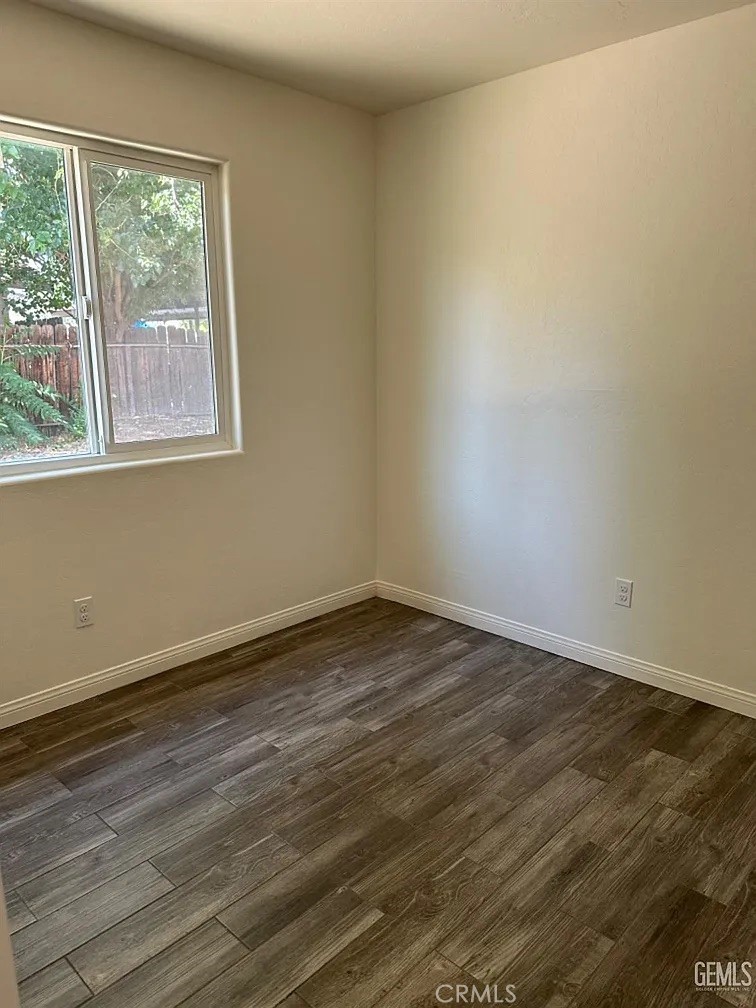 3709 Jewett