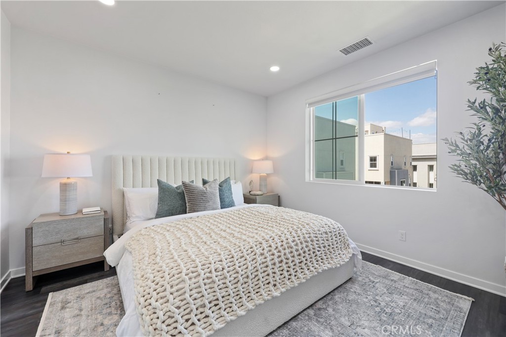 725 S Mosaic Street