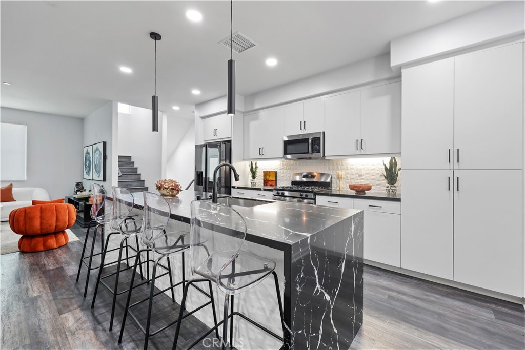 725 S Mosaic Street