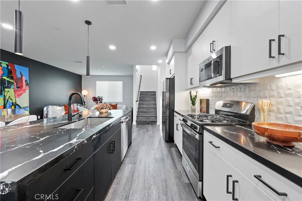 725 S Mosaic Street