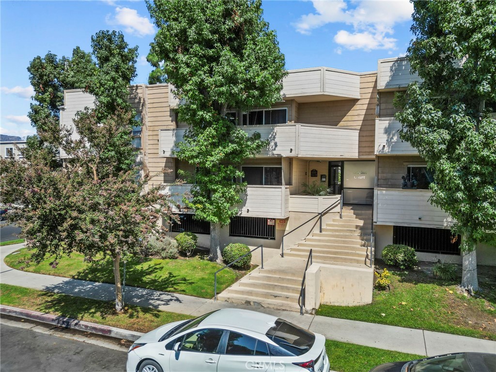 9950 Jordan Avenue 10