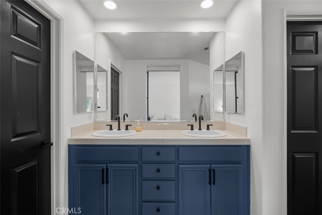 13372 Hyland