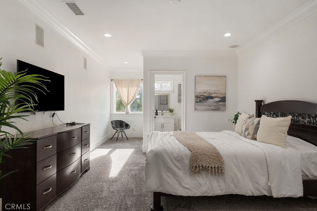 9069 Gallatin