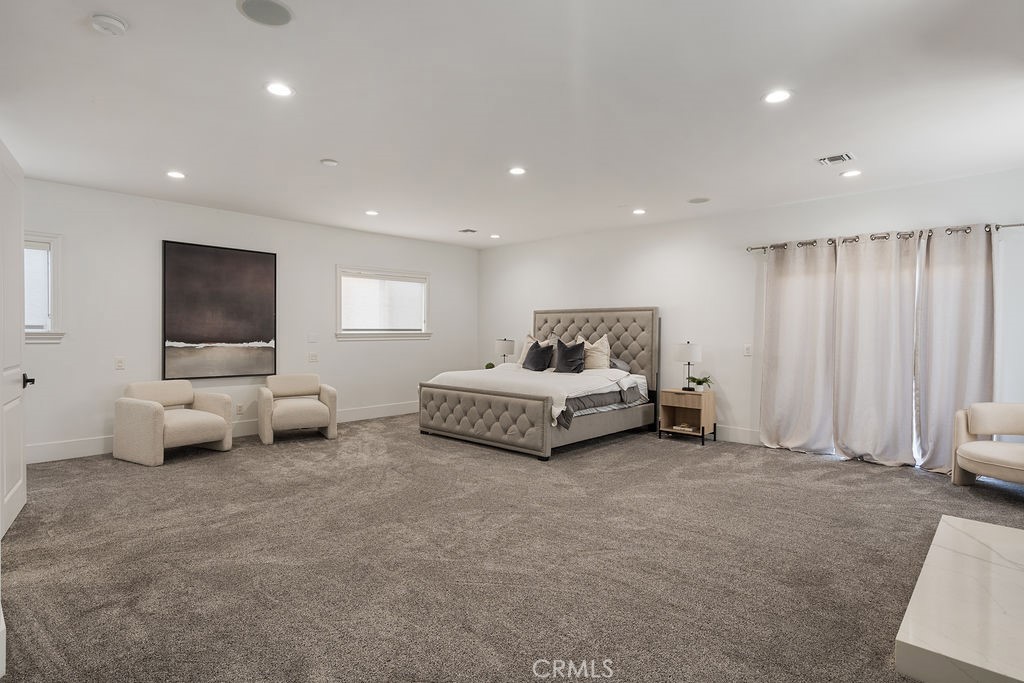 9069 Gallatin