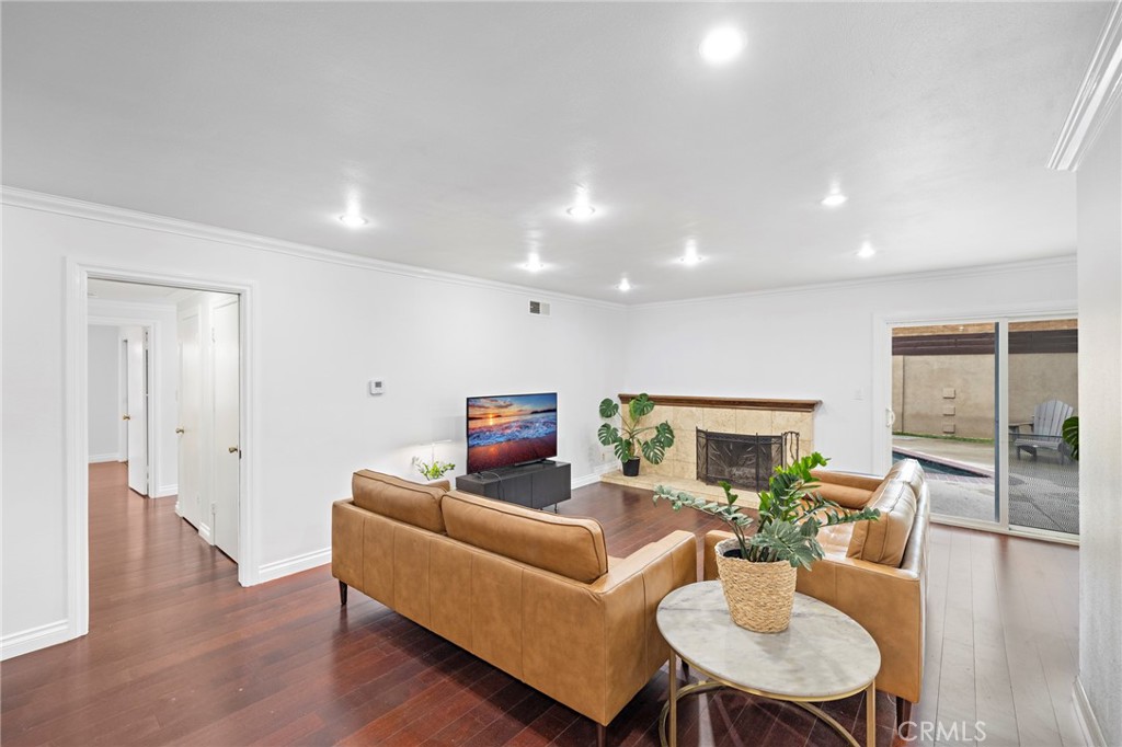 5262 Christal Avenue