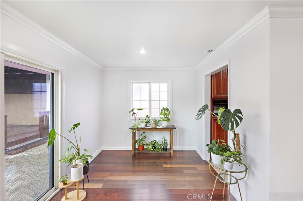 5262 Christal Avenue