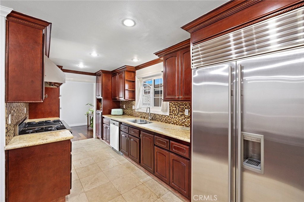 5262 Christal Avenue