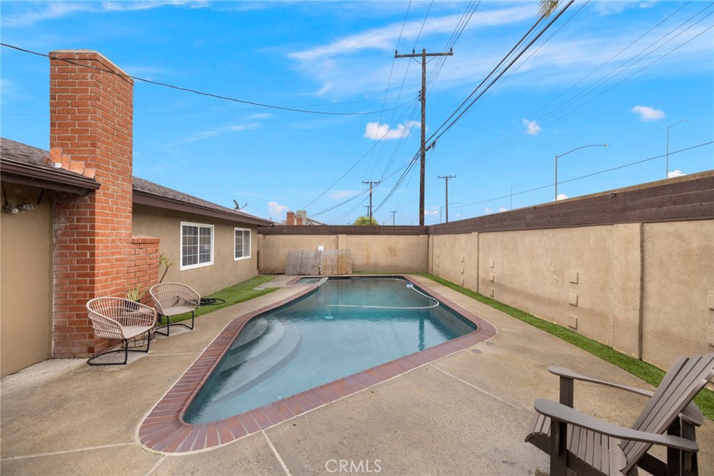 5262 Christal Avenue