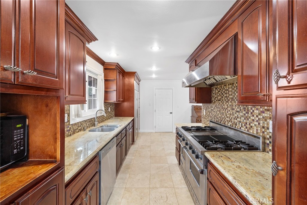 5262 Christal Avenue