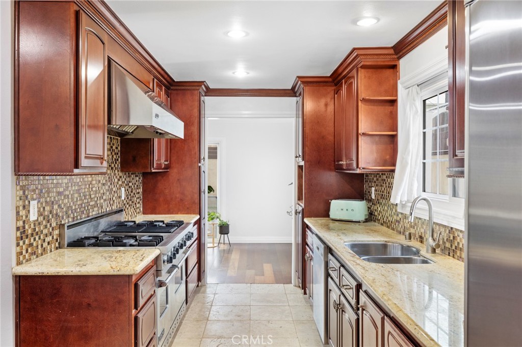 5262 Christal Avenue