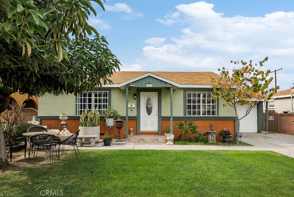 9225 Sideview Drive