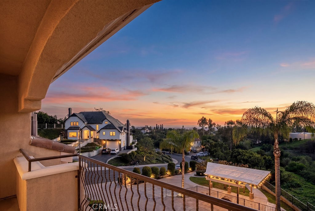 15841 Aurora Crest