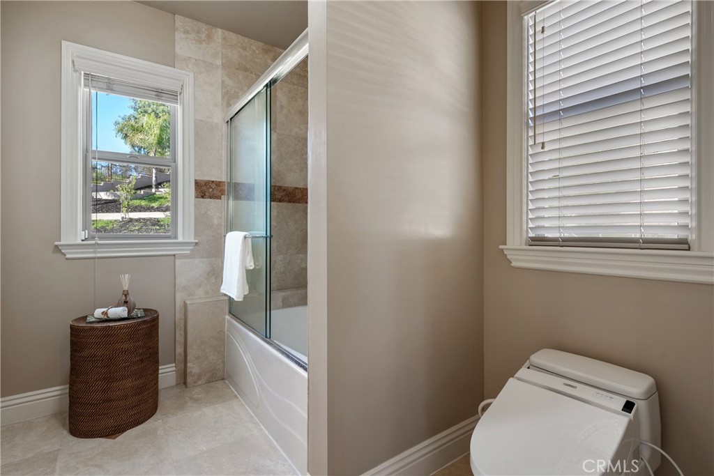 15841 Aurora Crest