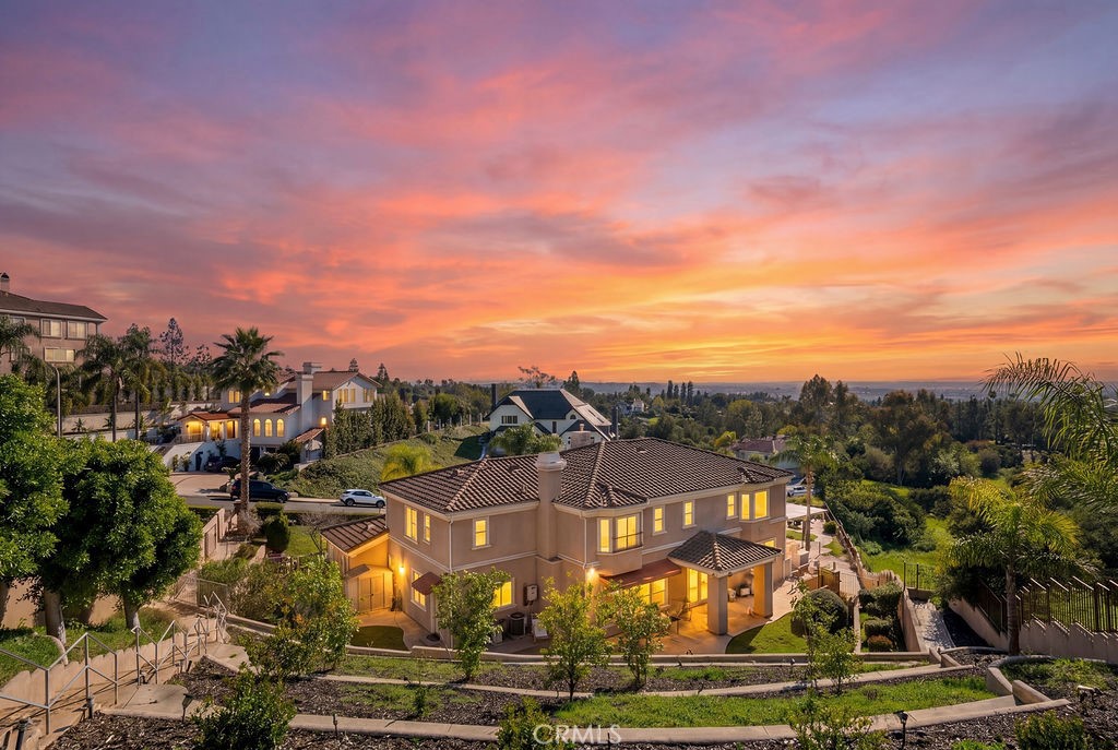 15841 Aurora Crest