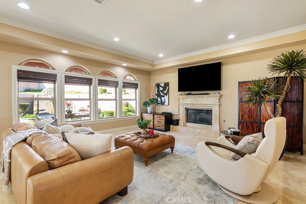 15841 Aurora Crest