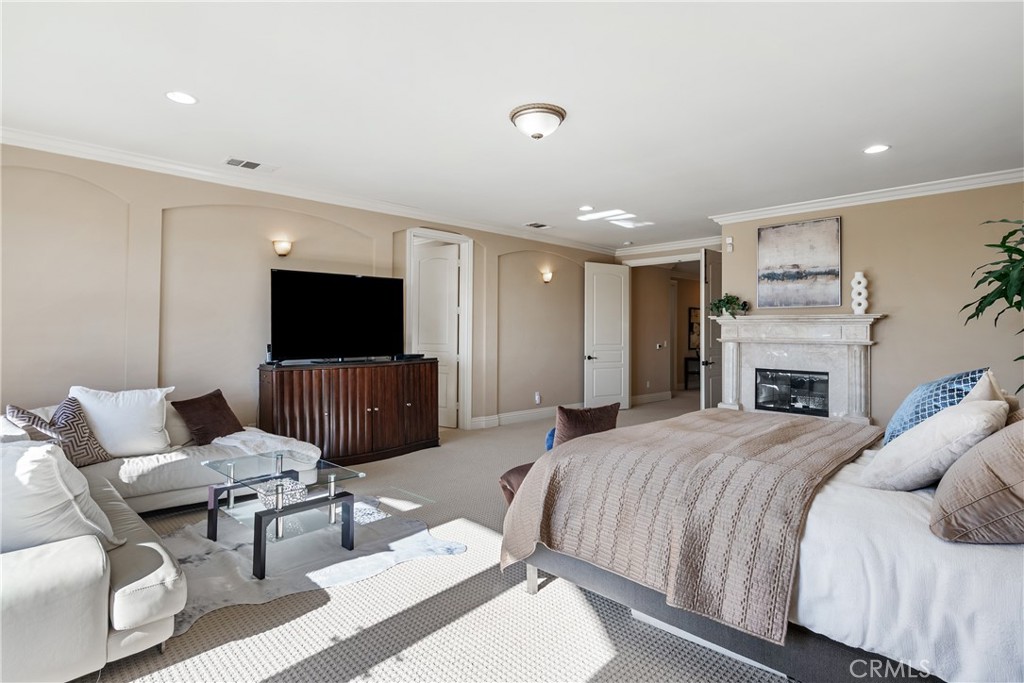 15841 Aurora Crest