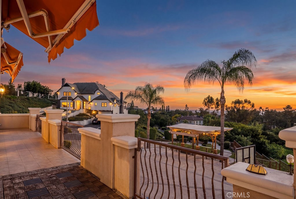 15841 Aurora Crest
