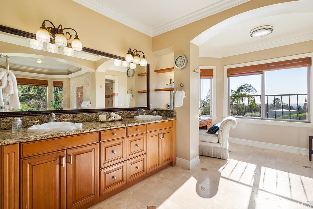 15841 Aurora Crest