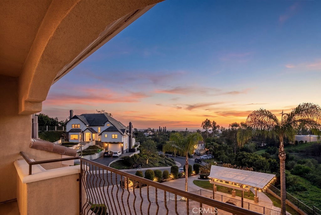 15841 Aurora Crest