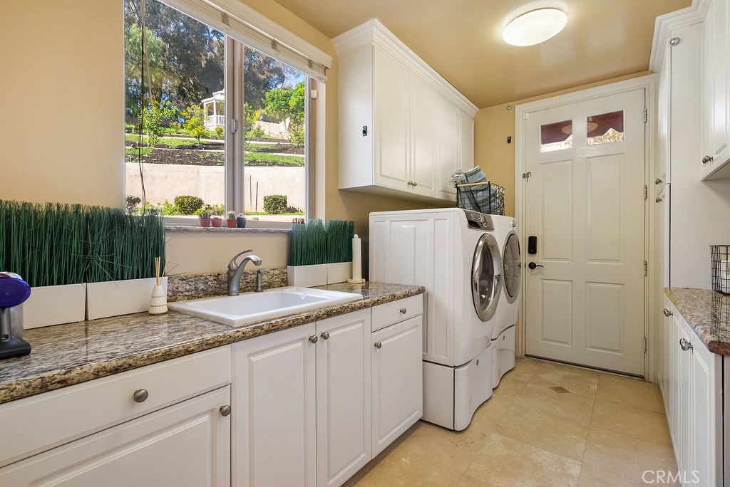 15841 Aurora Crest