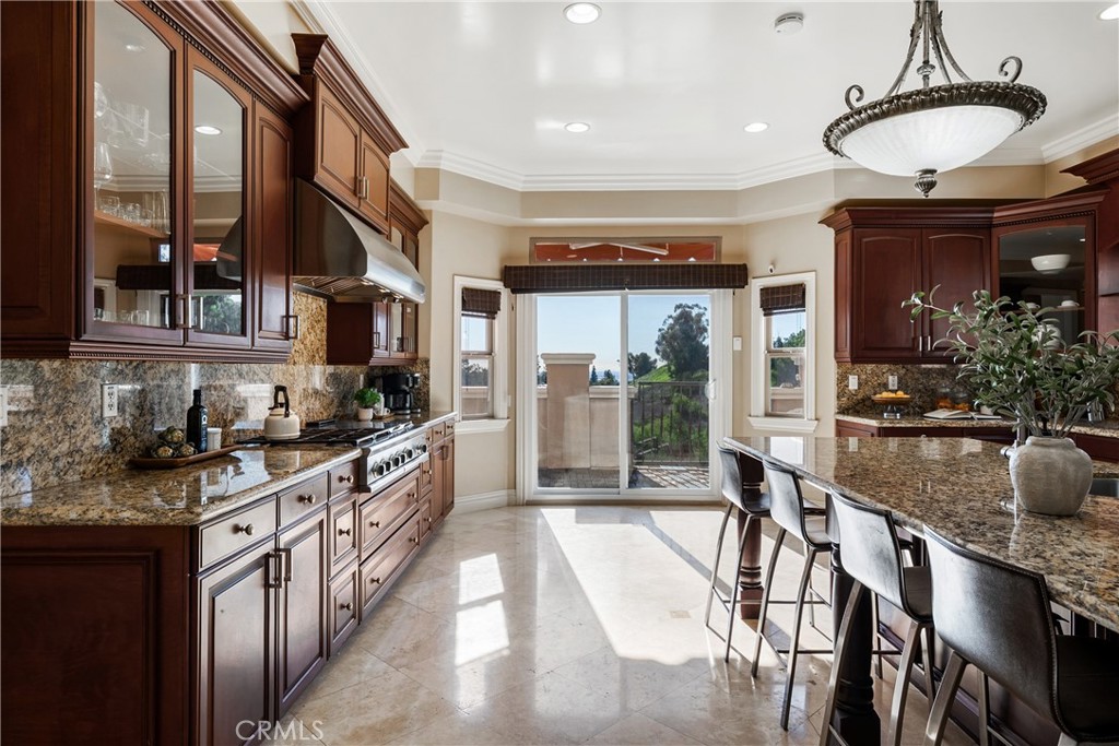 15841 Aurora Crest