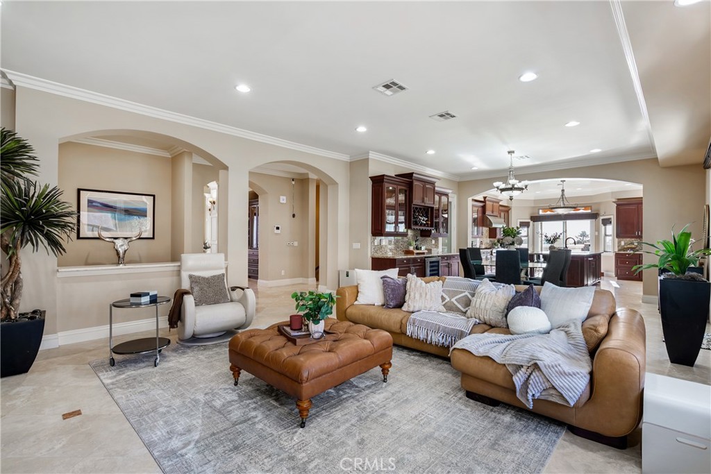 15841 Aurora Crest