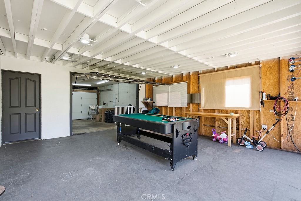 323 N Morris