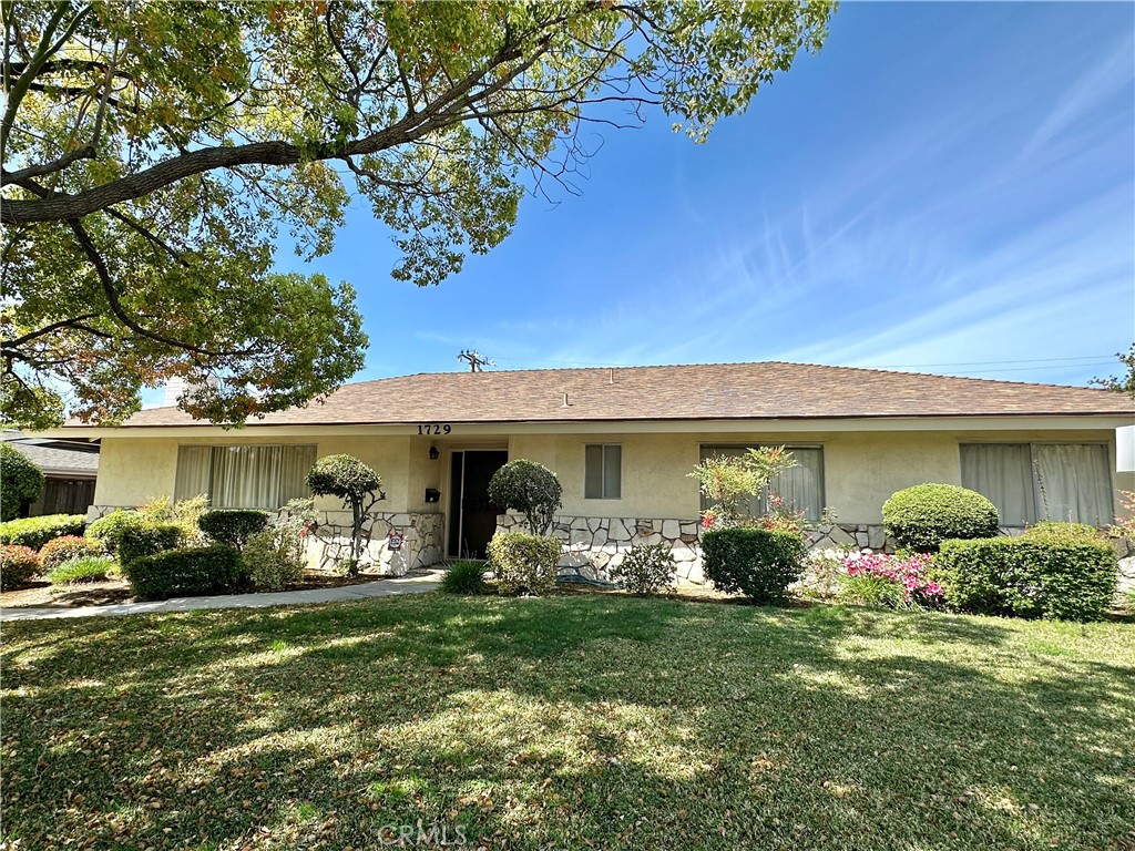 1729 Lynoak Drive