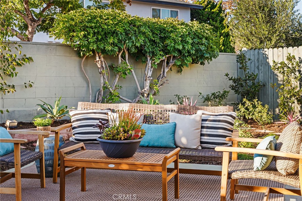 1741 Tustin Avenue 11A