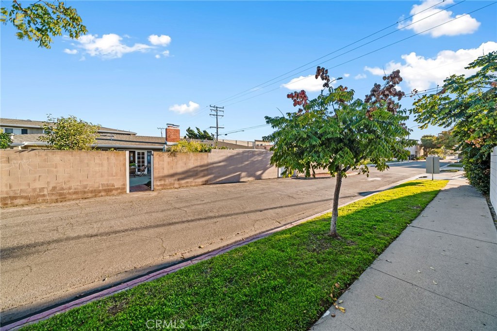 1741 Tustin Avenue 11A