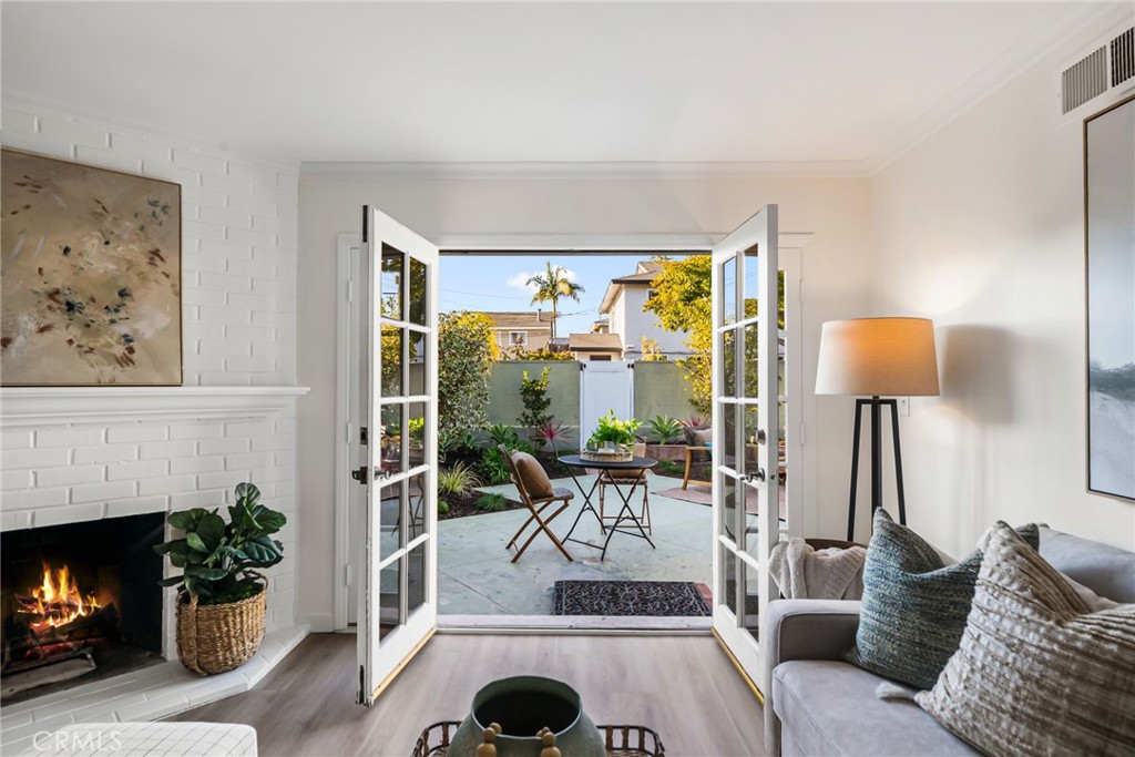 1741 Tustin Avenue 11A