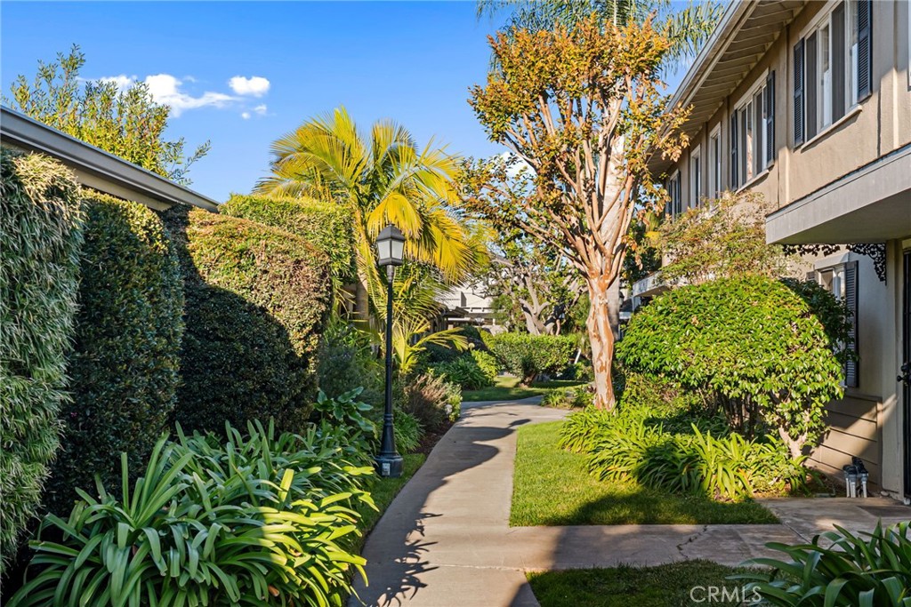 1741 Tustin Avenue 11A