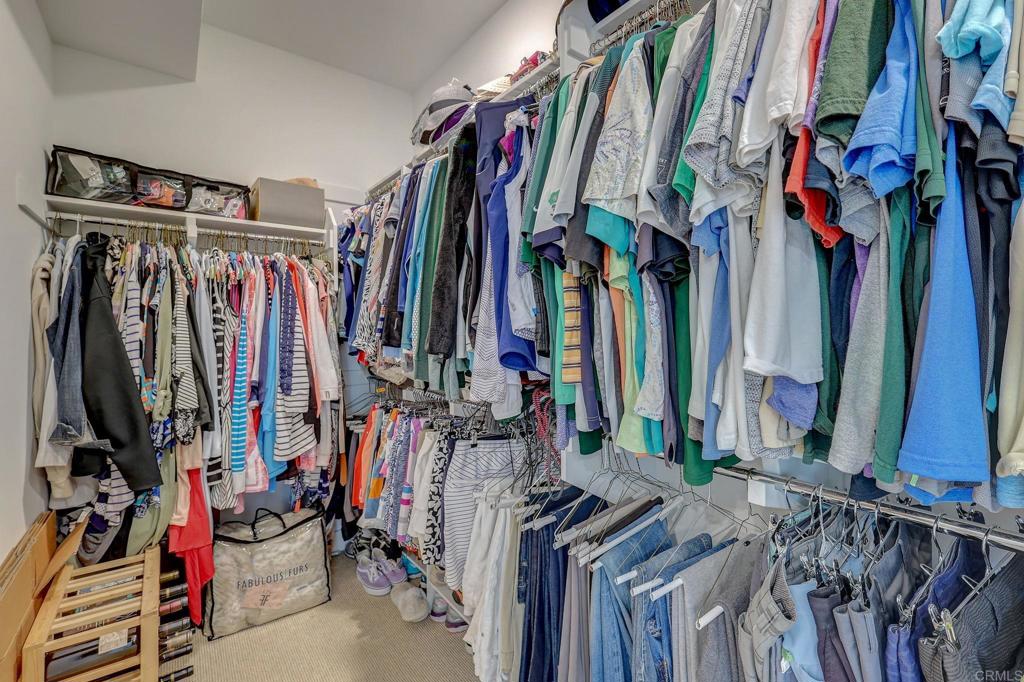 700 S The Strand 101