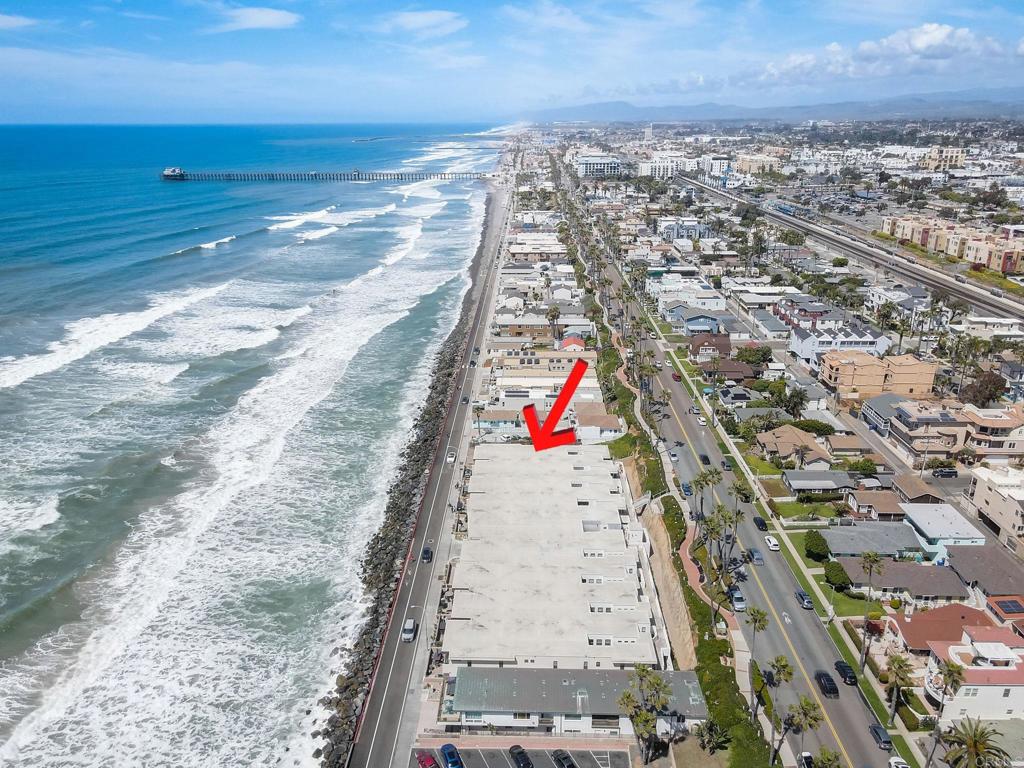 700 S The Strand 101