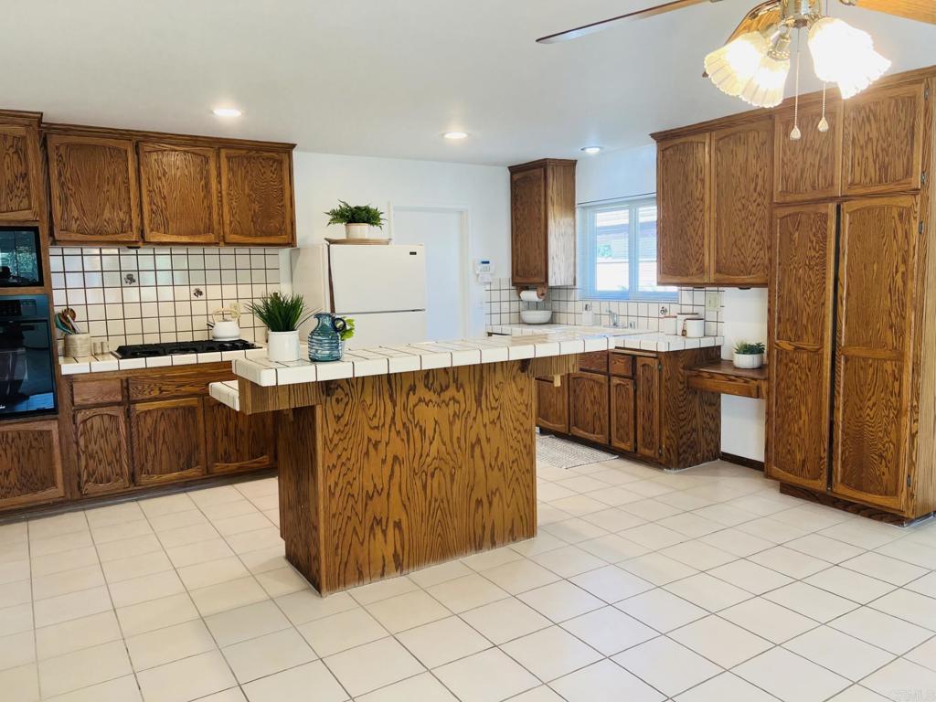 618 Alta Vista Avenue