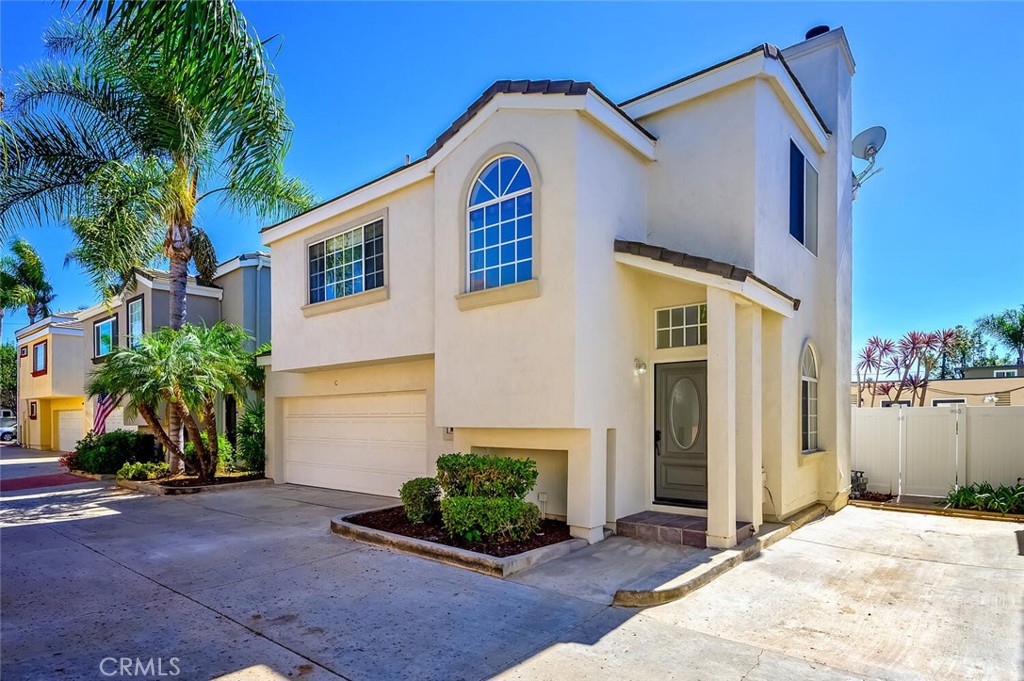 2525 Orange Avenue C