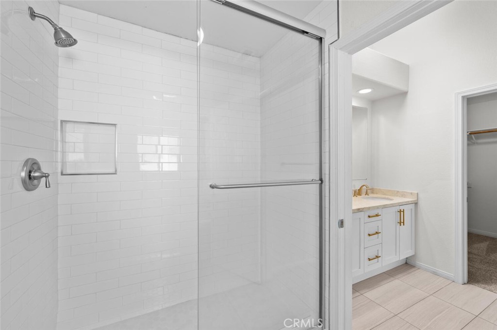 2525 Orange Avenue C