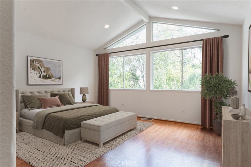 6281 York Mountain