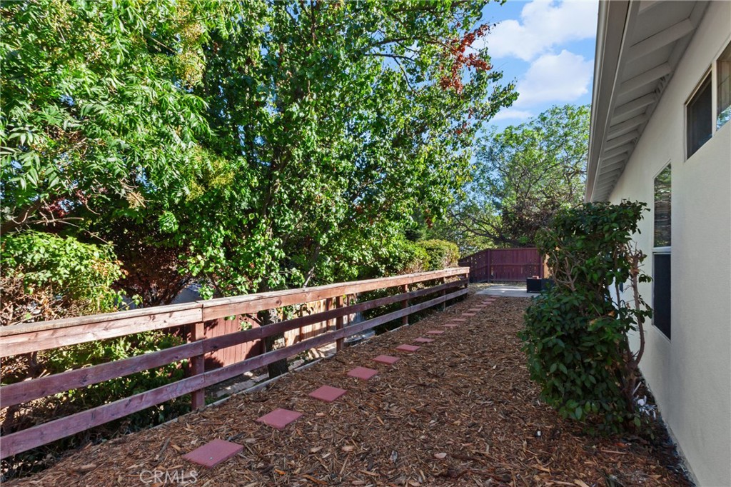 1214 Shadow Meadow