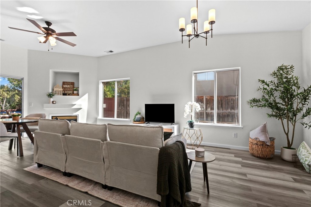 1214 Shadow Meadow